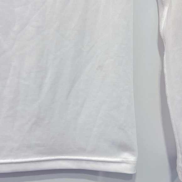 Under armor /UnderArmor/Athletic/ White Logo long-sleeve/ Pre-Loved/Youth Medium - Picture 6 of 6